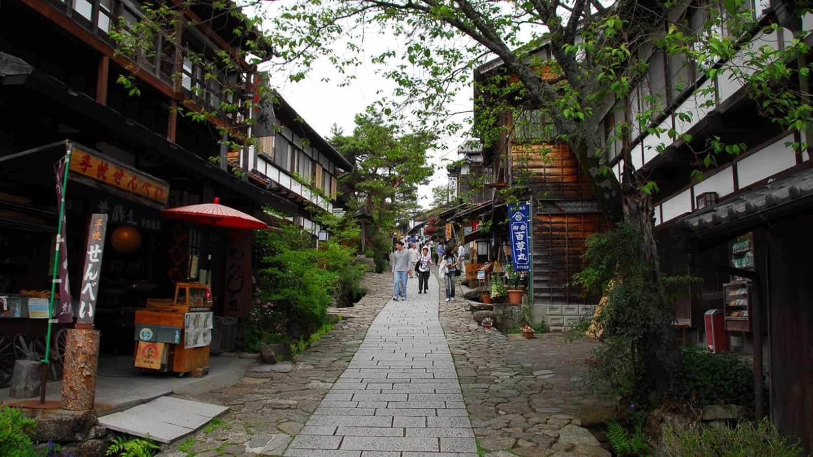 10-day Hidden Japan family itinerary by train